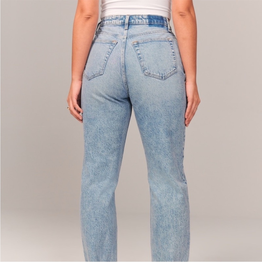 Abercrombie & Fitch The Dad High Rise curve love sz 4/27short